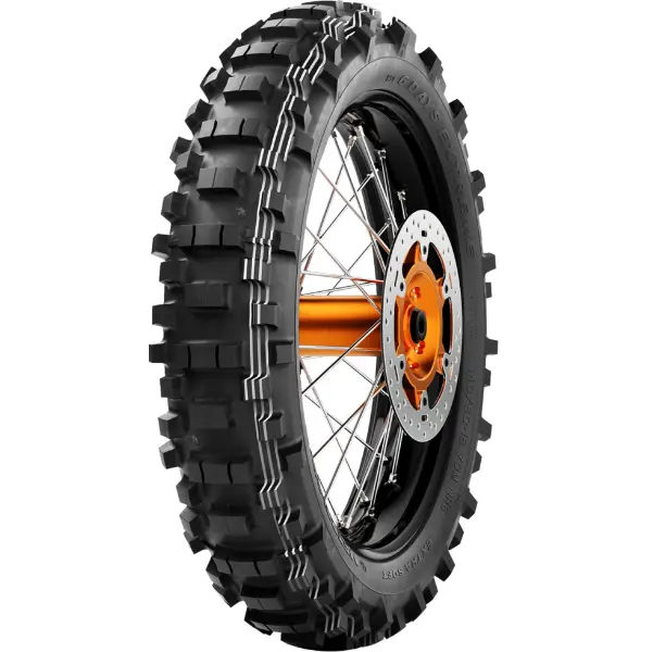 Metzeler 6 Days Extreme Dual-Sport Tire for Aggressive Trail and Enduro Riding - Image 10