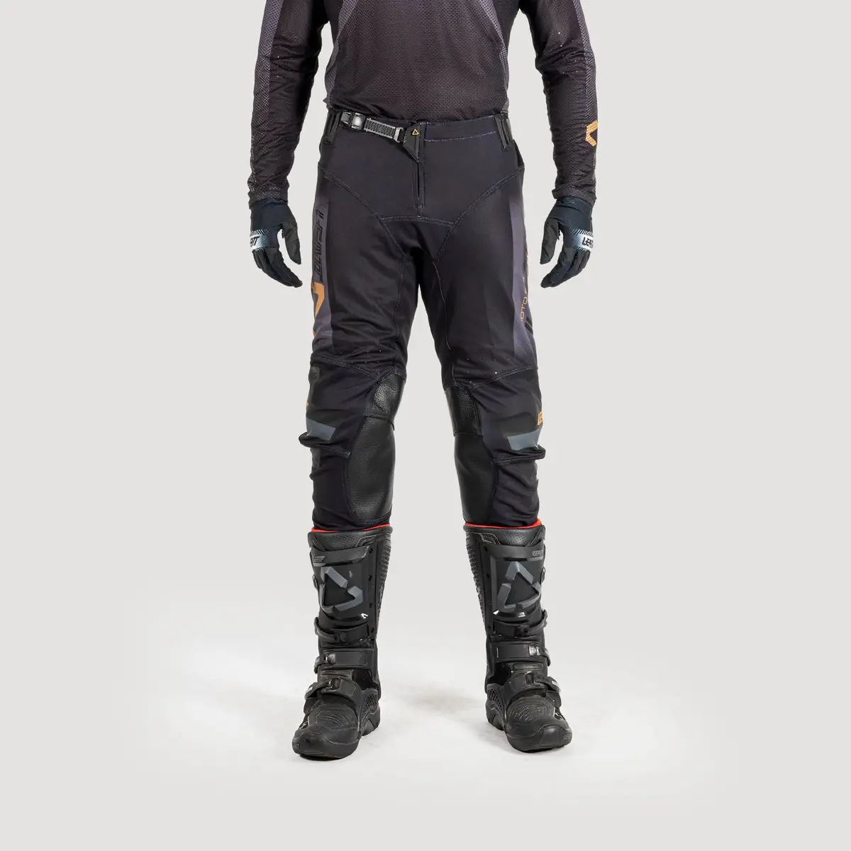 Leatt 5.5 Pants I.K.S (Internal Knee Brace System) V25 14