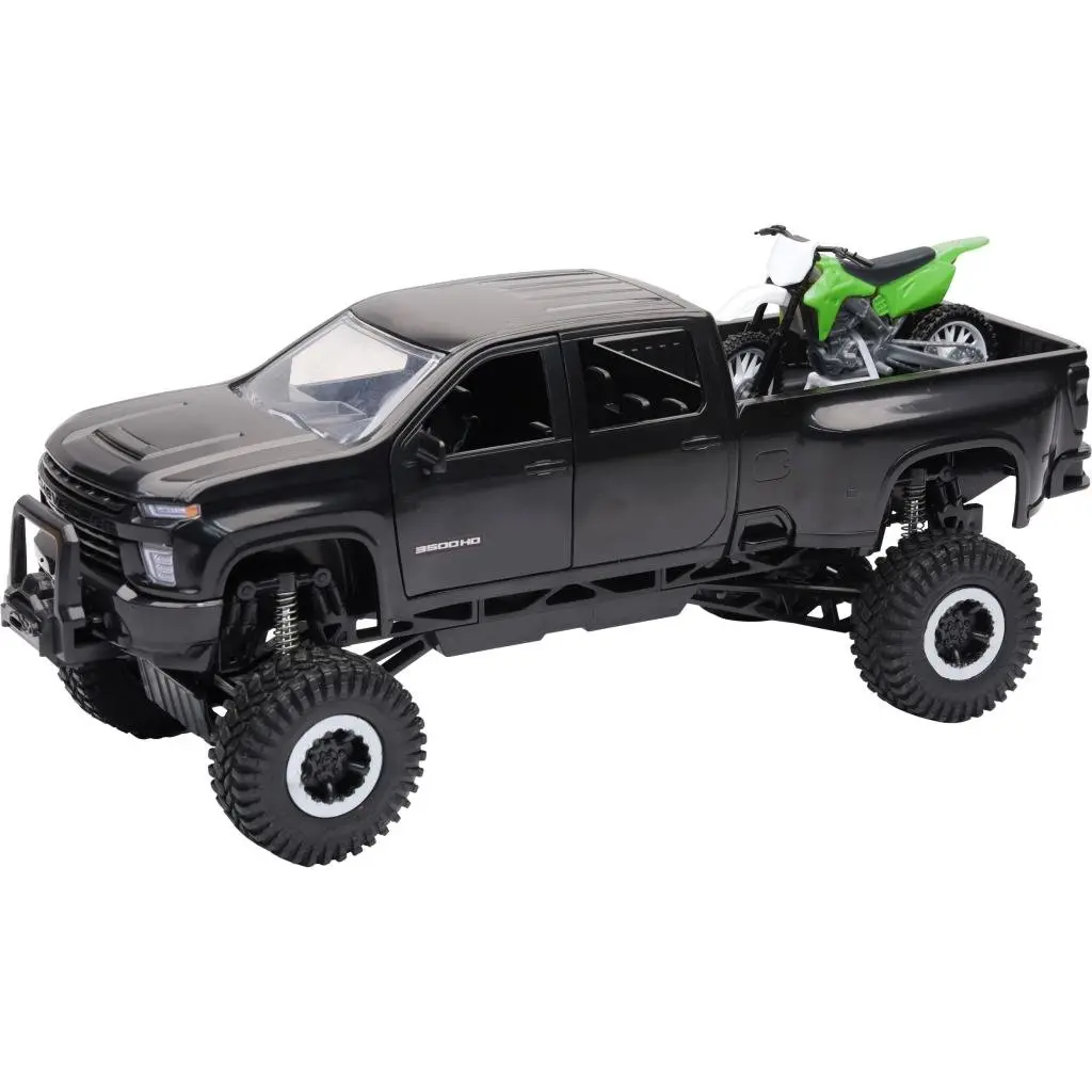 New-Ray 1:20 Scale Chevy 3500 Hd W/ Dirt Bike | Ss-37596 1