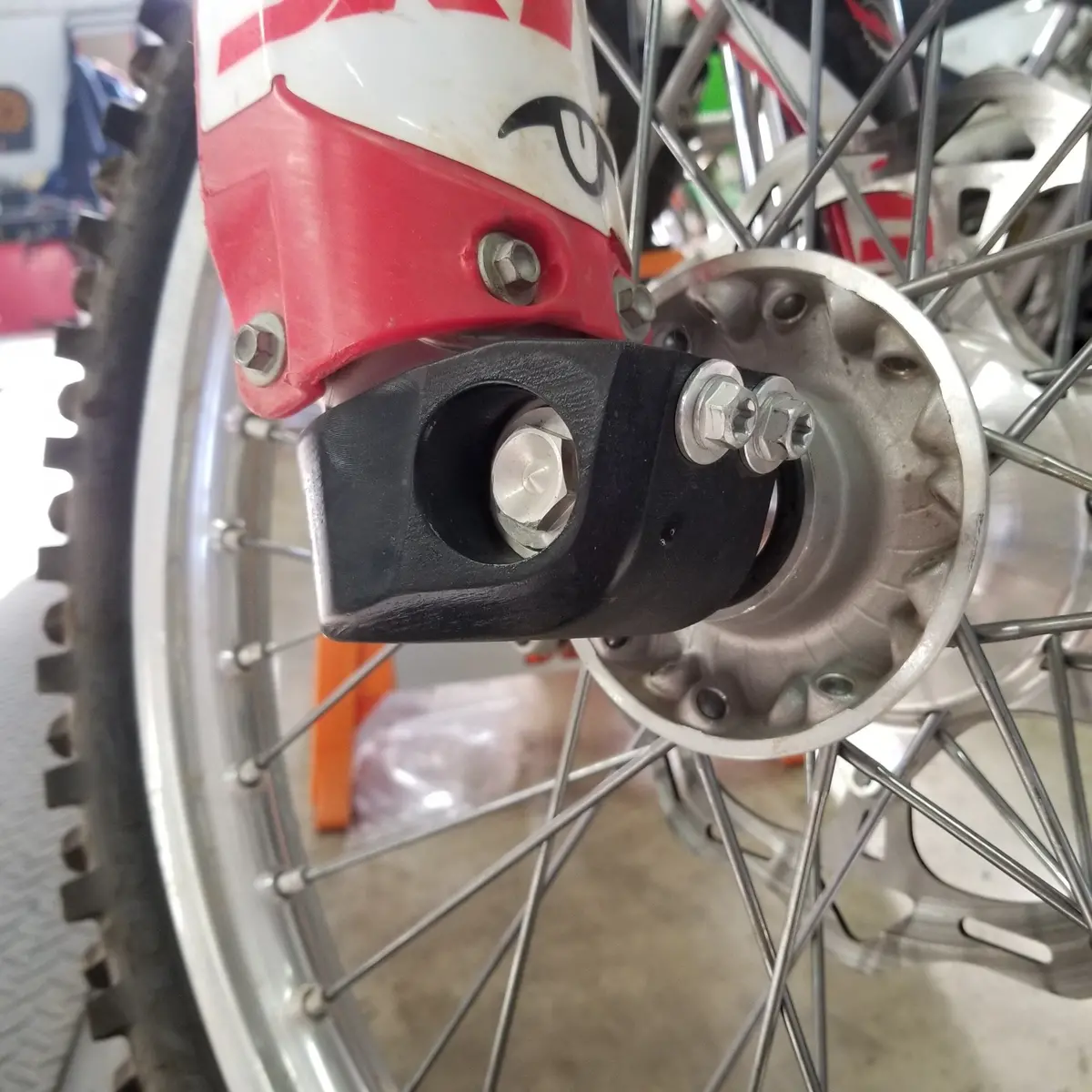 Sxs Fork Lug Slider (Right Side Only) For Wp Forks 1